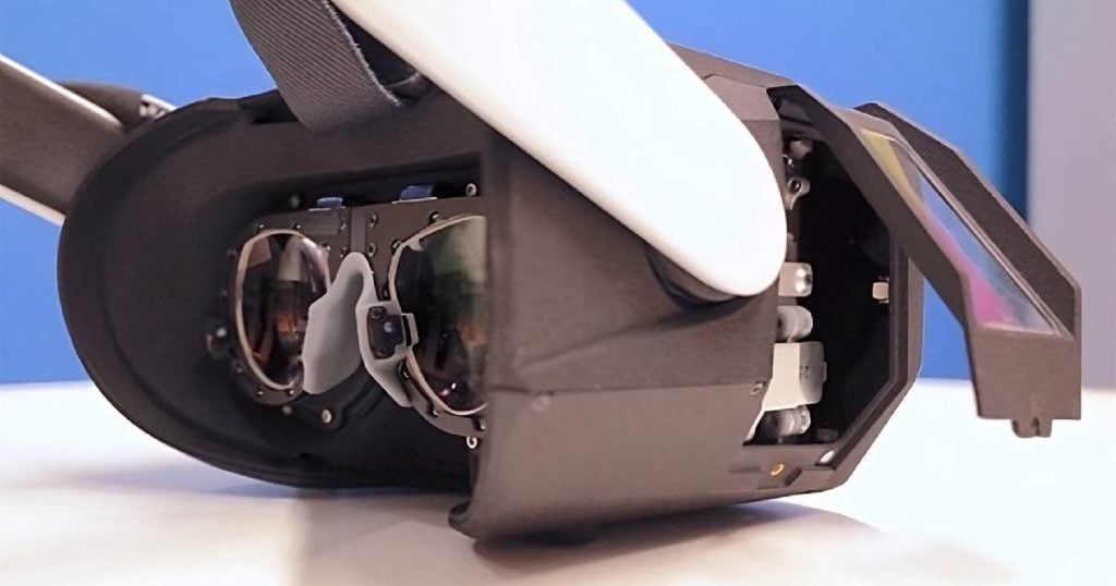 Meta works on VR headset with Retina display
